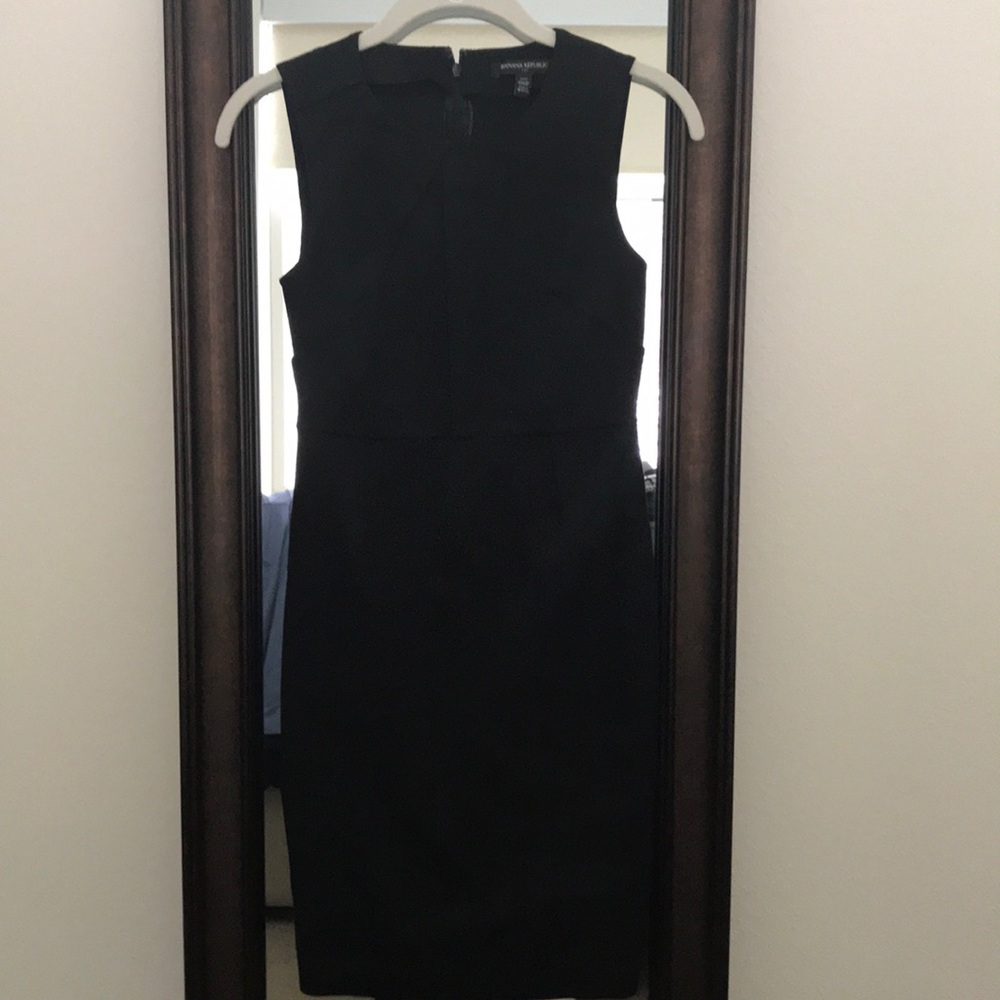 Banana Republic black sleeveless dress